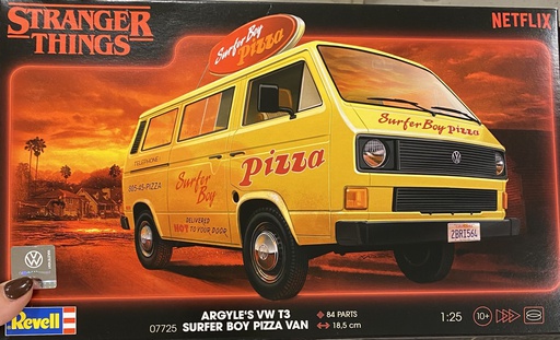 [ RE07725 ] Revell "Stranger Things" Argyle's